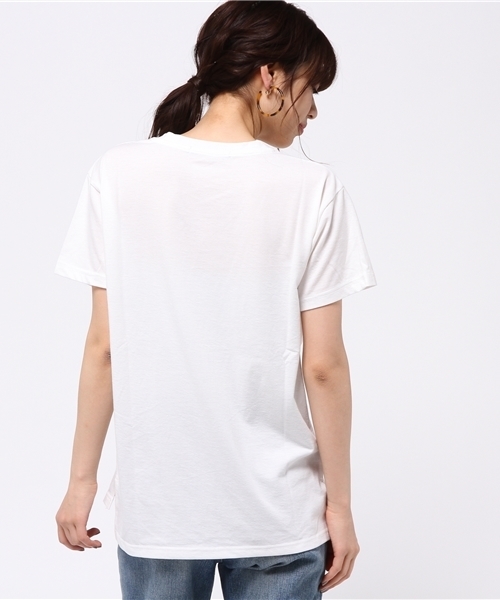 VENCEEXCHANGE（ヴァンスエクスチェンジ）の「ベーシックTシャツ  （Tシャツ/カットソー・レディース・オフホワイト/グレー/コーラル/ブラック/ダークオリーブ・MEDIUM）」の8枚目の写真