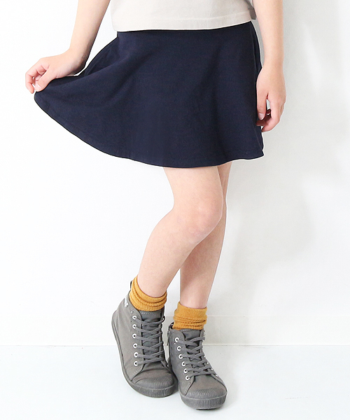 devirock(デビロック)の「全12色 ポケット付インナーパンツ付フレアスカート スカッツ レギンス付スカート(スカート・キッズ・ブラック/カモフラージュ/ピンク/ストライプ/パープル/ブルー系その他/ライトイエロー/ヘザーチャコール/ネイビー/杢グレー/カーキ/ブラック系その他/ブルー/レッド系その他/イエロー系その他・100cm/90㎝/110cm/150cm/160cm/140cm/130cm/120cm/90cm)」の7枚目の写真