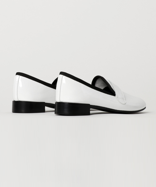 Repetto(レペット)の「Repetto ラバーソールダンスシューズ / MAESTRO(ドレスシューズ・レディース・ホワイト・38/36/37)」の2枚目の写真