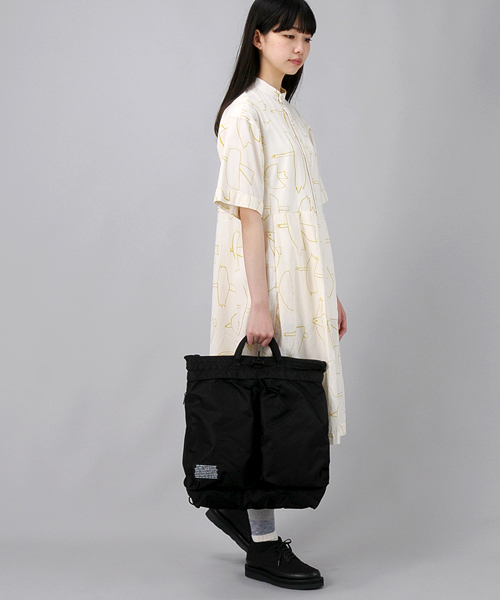 Ne-net（ネネット）の「(S)ナイロンヘルメットリュック（バックパック/リュック・レディース・ブラック/カーキ・FREE）」の6枚目の写真