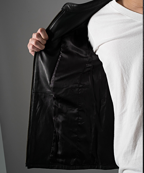 GOSTAR DE FUGA（ゴスタール ジフーガ）の「イタリアンラムレザー