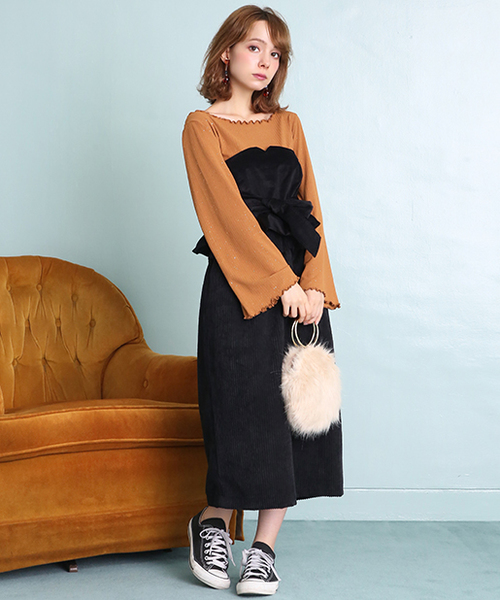 one after another NICE CLAUP(ワンアフターアナザーナイスクラップ)の「おしゃれなビスチェ付TOPS(Tシャツ/カットソー・レディース・ブラック/マスタード/レンガ・FREE)」の12枚目の写真