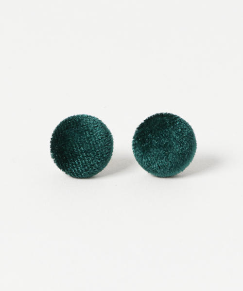 TONE SELECT GOODS(トーンセレクトグッズ)の「【glou】ベルベットカボションピアス(ピアス(両耳用)・レディース・グリーン/ブルー/レッド/ブラウン・FREE)」の1枚目の写真