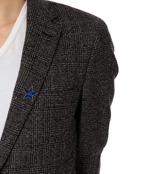 WACKO MARIA（ワコマリア）の「WACKO MARIA / ピンバッジ (THE GUILTY PARTIES)（バッジ・メンズ・ブラック/レッド/ブルー/ホワイト・ONE SIZE）」の8枚目の写真