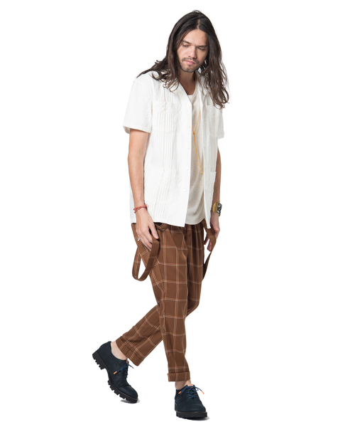 glamb（グラム）の「Sinmel suspenders pants / シンメルサスペンダーパンツ（その他パンツ・メンズ・ブラウン/ネイビー・0/3/2/1/4）」の6枚目の写真