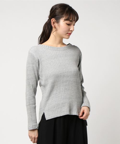 Audition(オーディション)の「M0620 ワイドリブスリットプルオーバー(ニット/セーター・レディース・ホワイト/グレイッシュベージュ/ブルー/杢グレー・MEDIUM)」の5枚目の写真