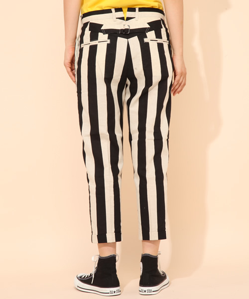 BEAMS BOY(ビームスボーイ)の「○O.C/LStNスラックス8分(スラックス・レディース・ブラック/レッド/ネイビー・0/1/2)」の5枚目の写真