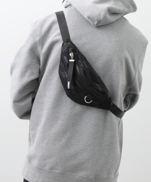 SWAGGER（スワッガー）の「【SWAGGER】≪WEB限定≫ロゴプリントウエストバッグ/ボディバッグ（ボディバッグ/ウエストポーチ・メンズ・ホワイト/ブラック/パープル/オレンジ・FREE）」の10枚目の写真