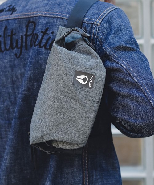 NIXON(ニクソン)の「TRESTLES SMU HIPPACK BAG(ボディバッグ/ウエストポーチ・メンズ・チャコールグレー/ブラック/ブラウン系カモフラージュ/カモフラージュ・FREE)」の8枚目の写真