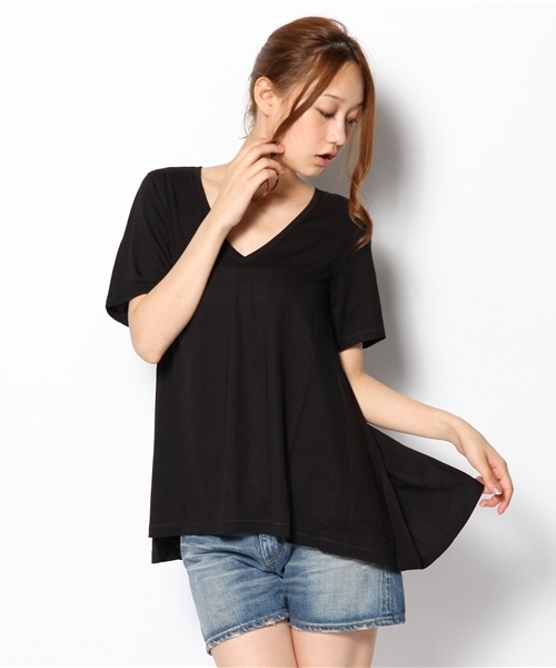 NANO universe(ナノユニバース)の「FF/A-lineカラーTee H/S(Tシャツ/カットソー・レディース・オフホワイト/ライトグレー/ベージュ/チャコール/ネイビー/ブラック/コーラル/イエロー/ブルー/ライトグリーン・FREE)」の18枚目の写真