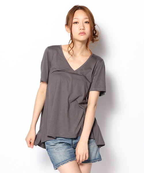 NANO universe(ナノユニバース)の「FF/A-lineカラーTee H/S(Tシャツ/カットソー・レディース・オフホワイト/ライトグレー/ベージュ/チャコール/ネイビー/ブラック/コーラル/イエロー/ブルー/ライトグリーン・FREE)」の20枚目の写真