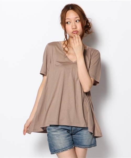 NANO universe(ナノユニバース)の「FF/A-lineカラーTee H/S(Tシャツ/カットソー・レディース・オフホワイト/ライトグレー/ベージュ/チャコール/ネイビー/ブラック/コーラル/イエロー/ブルー/ライトグリーン・FREE)」の21枚目の写真