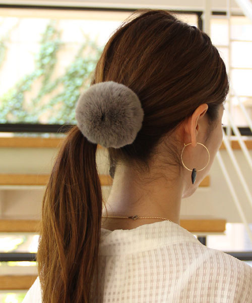 UNITED ARROWS（ユナイテッドアローズ）の「UAW REX PON シュシュ ◆◆◆（シュシュ・レディース・ライトグレー/モカ/ネイビー/その他1/その他2・フリー）」の3枚目の写真