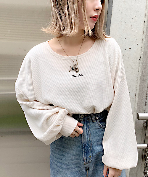 apres jour(アプレジュール)の「FRAMBOISE刺繍ワッフル【ZOZOTOWN限定アイテム】(Tシャツ/カットソー・レディース・ラベンダー/ライトベージュ/アイボリー/ブラック・フリー)」の5枚目の写真