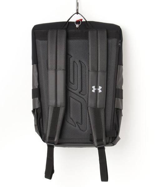 UNDER ARMOUR（アンダーアーマー）の「ユニセックスバスケットボールバックパック / SC30 バックパック 25.5L（バックパック/リュック・メンズ・ブラック・ONESIZE）」の4枚目の写真