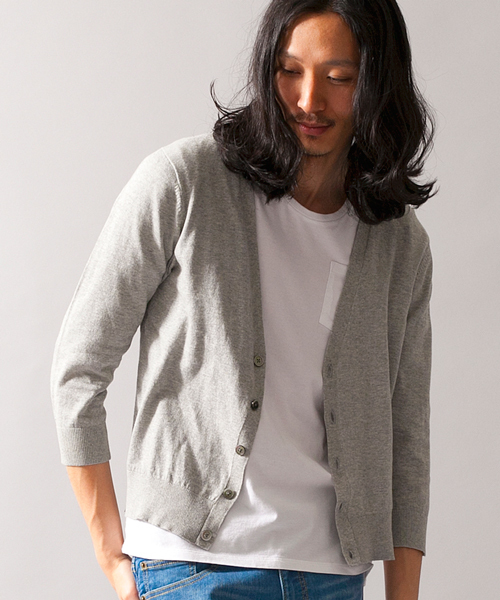 BEAUTY&YOUTH UNITED ARROWS(ビューティーアンドユースユナイテッドアローズ)の「【WEB限定】by ∴ カラー シェルボタン Vカーディガン 7SL ◆(カーディガン/ボレロ・メンズ・グレー/ケリー/ネイビー/ピンク・SMALL/MEDIUM/LARGE)」の8枚目の写真