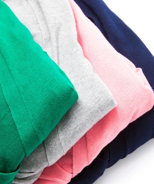 BEAUTY&YOUTH UNITED ARROWS(ビューティーアンドユースユナイテッドアローズ)の「【WEB限定】by ∴ カラー シェルボタン Vカーディガン 7SL ◆(カーディガン/ボレロ・メンズ・グレー/ケリー/ネイビー/ピンク・SMALL/MEDIUM/LARGE)」の16枚目の写真