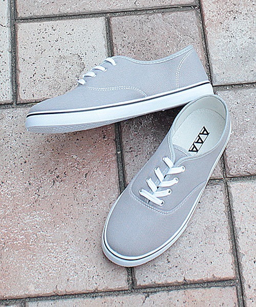 AAA（トリプルエー）の「AAA / ローテクスニーカー（2324）（スニーカー・レディース・カーキ/ネイビー/ブラック/ホワイト/レッド/シルバー/ホワイト×ブラック/ブラック系その他/レッド系その他/ホワイト系その他/ブラック系その他2/ブルー系その他2/ピンク/ライトブルー/グレー系その他/ブルー系その他3/ワイン/キナリ/ホワイト系その他2/ブラウン/グレー/ブルー系その他/グリーン/ベージュ/オレンジ/チェック/ブラック×ブラック/イエロー・42/44/36/40/34/38/26/32/22/24/28/30）」の11枚目の写真