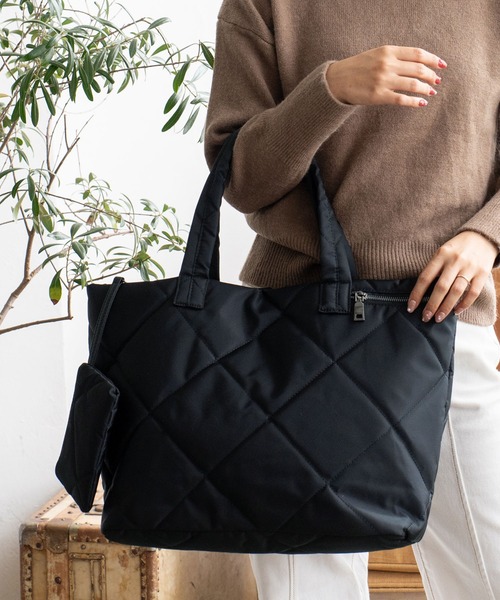 VitaFelice（ヴィータフェリーチェ）の「キルティング2wayナイロントートバッグ（ショルダーバッグ・レディース・ブラック/カモフラージュ/ブラウン/チャコールグレー/グレー/ベージュ系その他・FREE）」の14枚目の写真