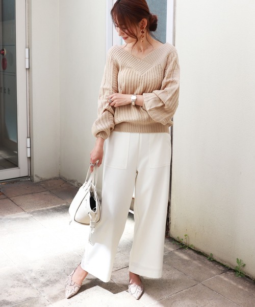 Vネックオフショルダーケーブルニットトップス（ニット/セーター