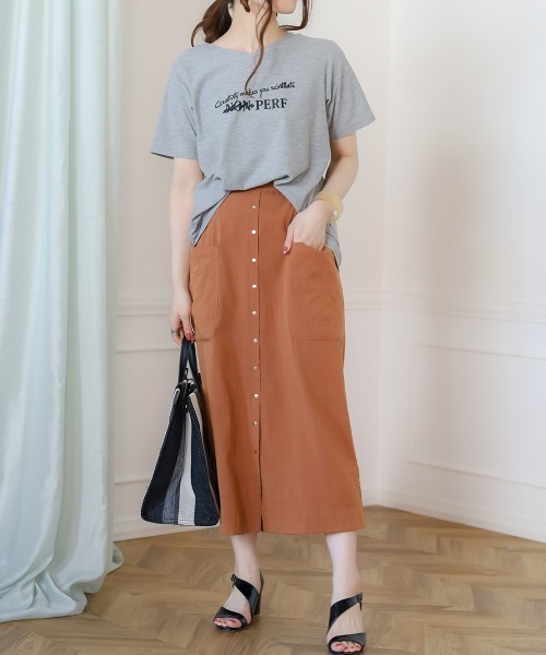 Bou Jeloud(ブージュルード)の「ドットボタンAラインスカート(スカート・レディース・ライトグリーン/キャメル/ブルー・38)」の11枚目の写真