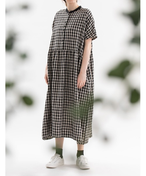 nop de nod(ノップドゥノッド)の「リネン切り替えギャザー半袖ロングワンピース(ワンピース・レディース・ダークグレー/モカ/キナリ・3)」の2枚目の写真