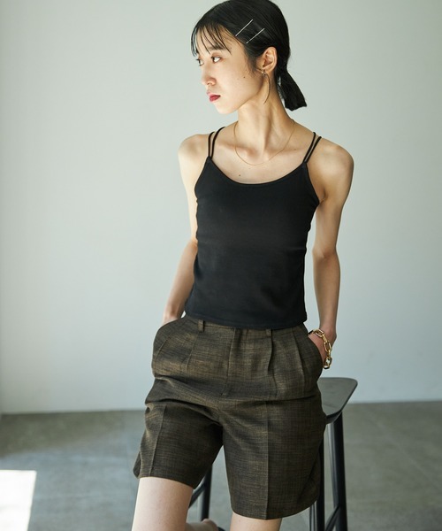 VACANCY（ヴァカンシー）の「バッククロスカップ付きキャミソール/パテッドキャミ（インナーウェア/肌着・レディース・ブラック/ブラウン/ホワイト・FREE）」の8枚目の写真