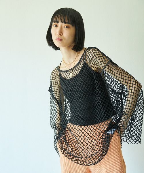 VACANCY（ヴァカンシー）の「バッククロスカップ付きキャミソール/パテッドキャミ（インナーウェア/肌着・レディース・ブラック/ブラウン/ホワイト・FREE）」の10枚目の写真