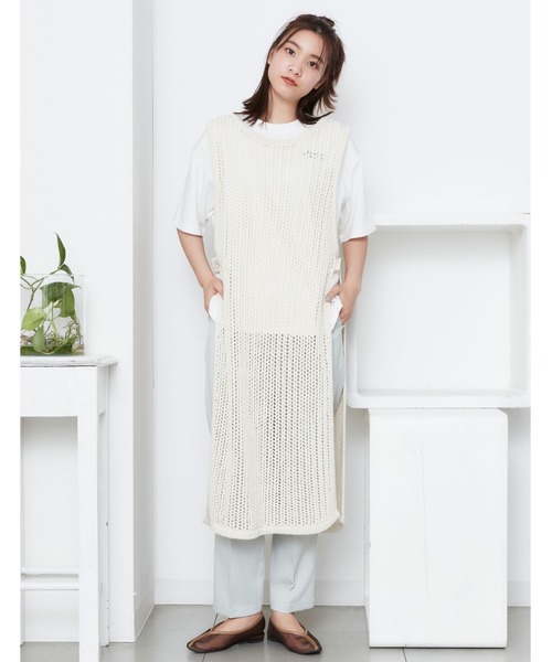 POU DOU DOU（プードゥドゥ）の「クロシェニットレイヤードワンピース（ベスト・レディース・ベージュ/ブラック/アイボリー・3）」の21枚目の写真