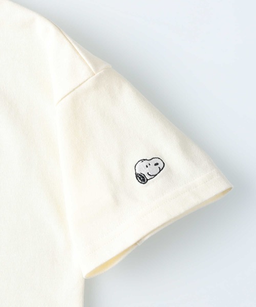 SNOOPY(スヌーピー)の「プリントTシャツ(スヌーピー)(Tシャツ/カットソー・キッズ・ベージュ/レッド/オフホワイト/ブルー/グリーン/ダークグレー・120/130/105/140/155)」の21枚目の写真
