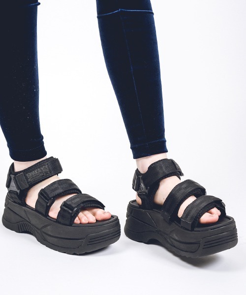 SHAKA（シャカ）の「NEO BUNGY CHUNKY（サンダル・レディース・ブラック・4/6/8/5/7）」の21枚目の写真