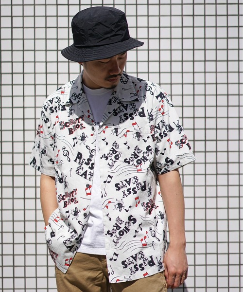 schott(ショット)の「【Schott×Uncut Bound/ショット×アンカットバウンド】別注ハワイアンアロハシャツ PUSSY CATS(シャツ/ブラウス・メンズ・ホワイト/ブラック・S/M/L/XL/X-LARGE/SMALL/LARGE/MEDIUM)」の2枚目の写真