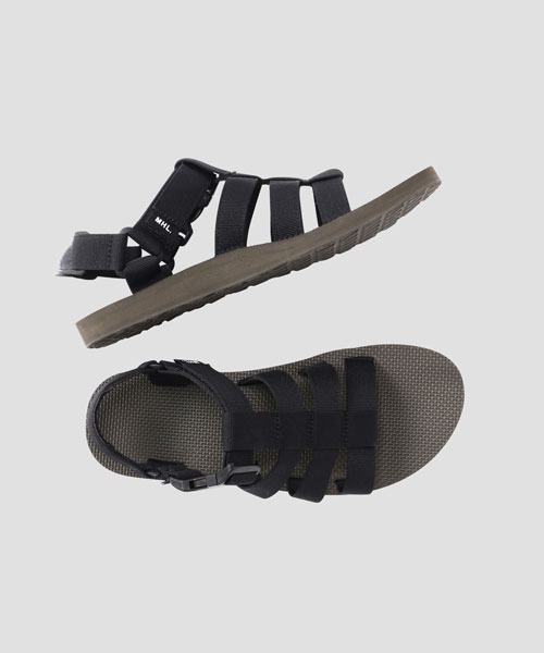 Teva MHL. ブラック サンダル men's FUDGE