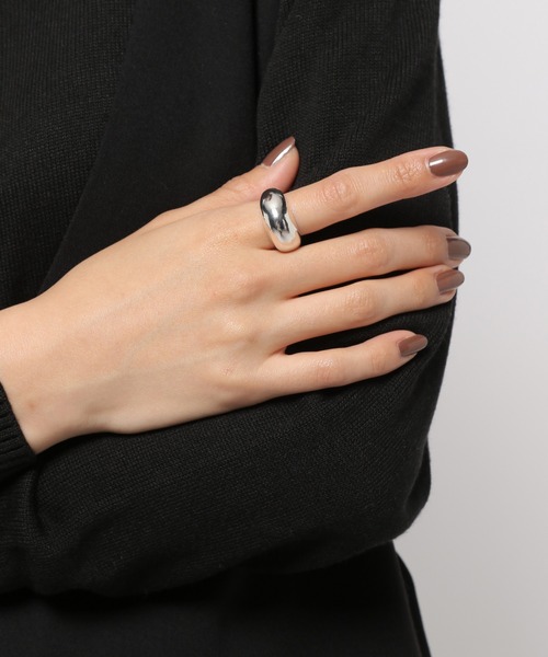 BABYLONE（バビロン）の「ucalypt / ボリュームリング（リング・レディース・シルバーグレー/ブラウン系その他・FREE）」の9枚目の写真