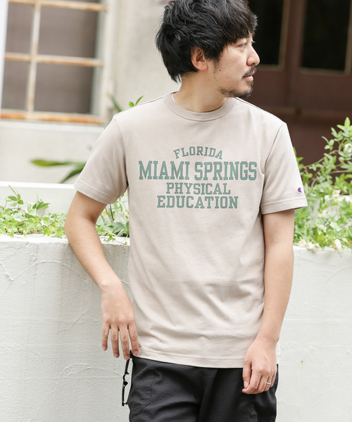 Champion（チャンピオン）の「Champion　SHORT SLEEVE T-SHIRTS（Tシャツ/カットソー・メンズ・ホワイト/ベージュ/ネイビー・MEDIUM/LARGE）」の2枚目の写真