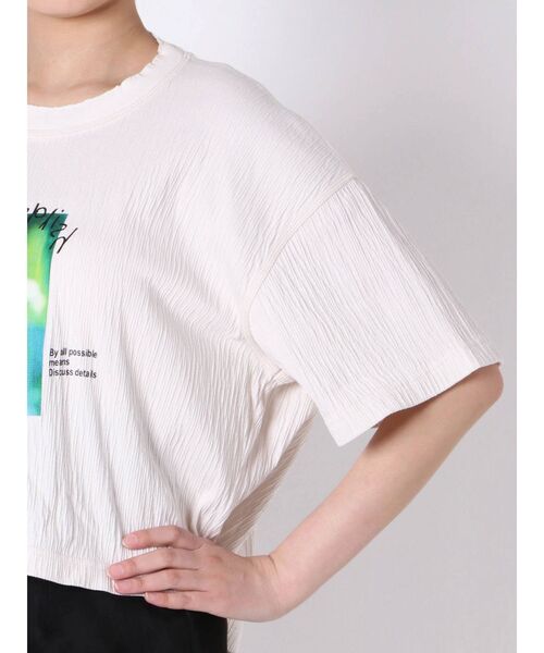 EMODA（エモダ）の「シャーリングプリントショートTシャツ（Tシャツ/カットソー・レディース・ブラウン/ブラック/ホワイト・FREE）」の21枚目の写真