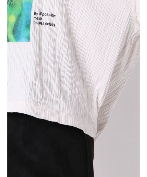 EMODA（エモダ）の「シャーリングプリントショートTシャツ（Tシャツ/カットソー・レディース・ブラウン/ブラック/ホワイト・FREE）」の22枚目の写真