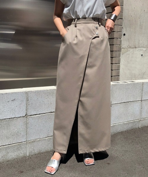 &g'aime（アンジェム）の「【&g'aime】ラップライクロングスカート（スカート・レディース・ライトブルー/グレイッシュベージュ/チャコール・FREE）」の3枚目の写真