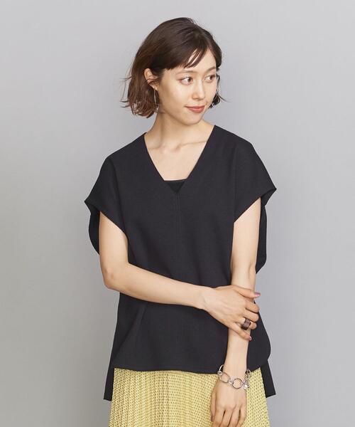 BEAUTY&YOUTH UNITED ARROWS（ビューティーアンドユースユナイテッドアローズ）の「BY ブークレVネックフレンチスリーブカットソー（Tシャツ/カットソー・レディース・ブラック/オフホワイト/コバルトブルー・FREE）」の4枚目の写真