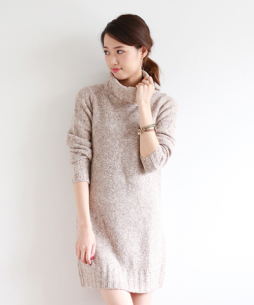 BEAMS LIGHTS Women's(ビームスライツ ウィメンズ)の「BEAMS LIGHTS / タートルネック ロングスリーブワンピース(ワンピース・レディース・グレー/ベージュ/ネイビー・FREE)」の1枚目の写真