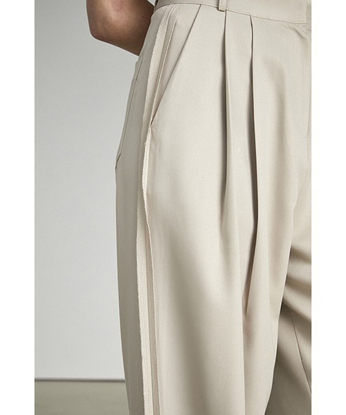 UNSPOKEN（アンスポクン）の「【UNSPOKEN】Side ruffle wide pants UX21K038（スラックス・レディース・アイボリー・L/M/S）」の15枚目の写真