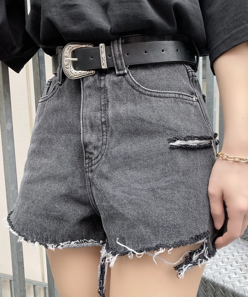 Figments（フィグメンツ）の「ダメージデニムショーパン（デニムパンツ・レディース・ブラック/ブルー系その他・M/S）」の6枚目の写真