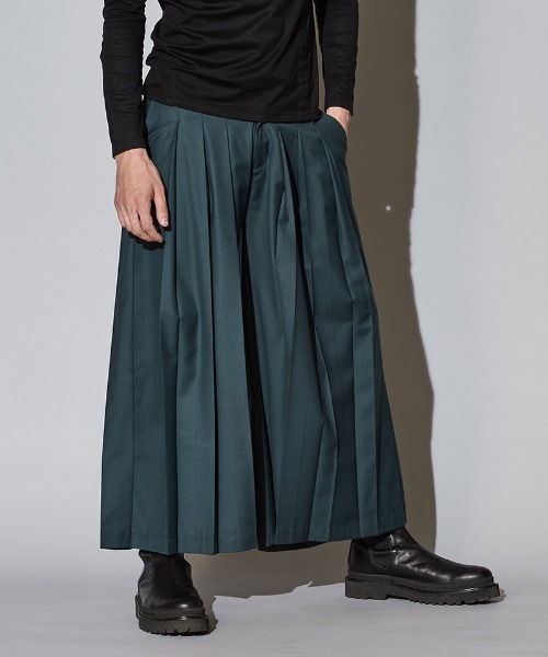 NO ID.（ノーアイディ）の「mp9136-プリーツワイドＰＴ パンツ（その他パンツ・メンズ・グレー/ブルーグリーン/ブラック・3/2/1）」の17枚目の写真