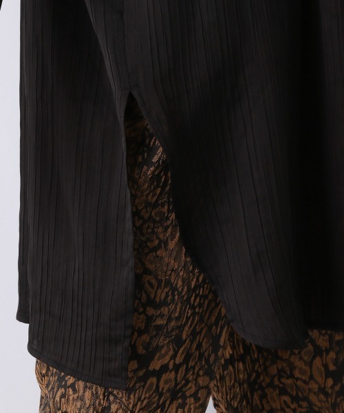 JEANASIS（ジーナシス）の「リンクルシアーハイネックチュニック/958377（シャツ/ブラウス・レディース・ブラック/その他/ベージュ/ダークグレー・FREE）」の15枚目の写真