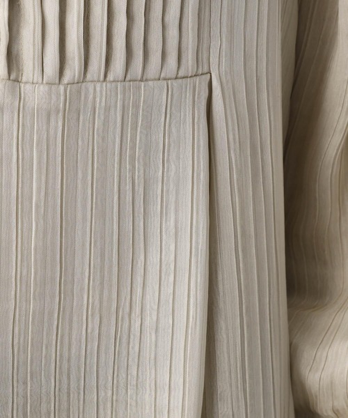 JEANASIS（ジーナシス）の「リンクルシアーハイネックチュニック/958377（シャツ/ブラウス・レディース・ブラック/その他/ベージュ/ダークグレー・FREE）」の19枚目の写真