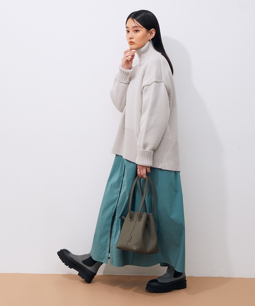 JVAM（ジェーヴィエーエム）の「【JVAM for ADAM ET ROPE'】CHUNKY CHELSEA BOOT NUBUK（ブーツ・レディース・ブラック/グレー/ベージュ系その他・38/39/36/37）」の4枚目の写真