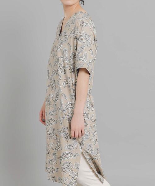 URBAN RESEARCH DOORS(アーバンリサーチドアーズ)の「White Label CRウェザーカフタンチュニックワンピース(ワンピース・レディース・ブルー/ベージュ系その他・ONE)」の9枚目の写真