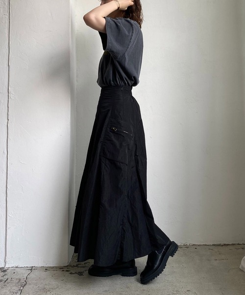 CAPRICIEUX LE'MAGE（カプリシューレマージュ）の「ナイロンカーゴZIPポケスカート（スカート・レディース・ブラック/カーキ/レッド・FREE）」の13枚目の写真