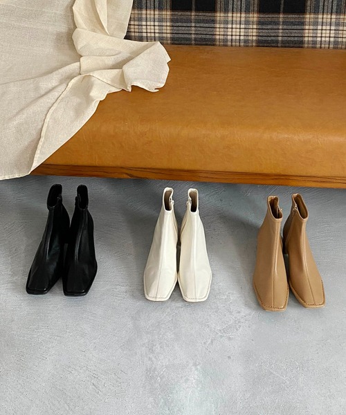 CAPRICIEUX LE'MAGE（カプリシューレマージュ）の「アウトステッチショートブーツ（ブーツ・レディース・ブラック/ベージュ/ライトベージュ・36/37/38）」の13枚目の写真