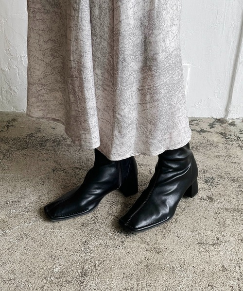 CAPRICIEUX LE'MAGE（カプリシューレマージュ）の「アウトステッチショートブーツ（ブーツ・レディース・ブラック/ベージュ/ライトベージュ・36/37/38）」の19枚目の写真